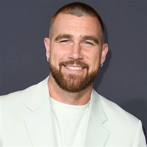 travis kelce nude|Travis Kelces Shirtless Spa Video Is the Definition of Steamy 